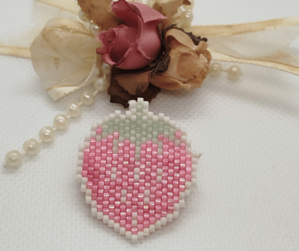 broche perle