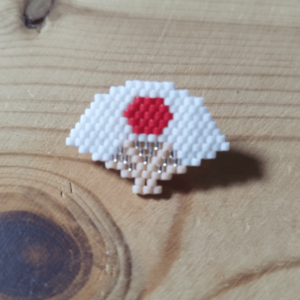 broche perle