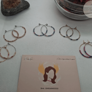 créoles perles Miyuki bleues montées à la main