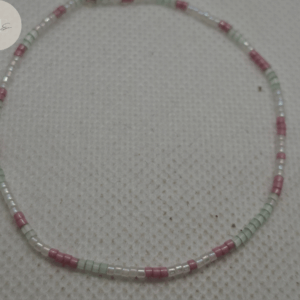 bracelet perles Miyuki pastel rose poudré sur fil élastique